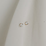Viv Solitair Studs